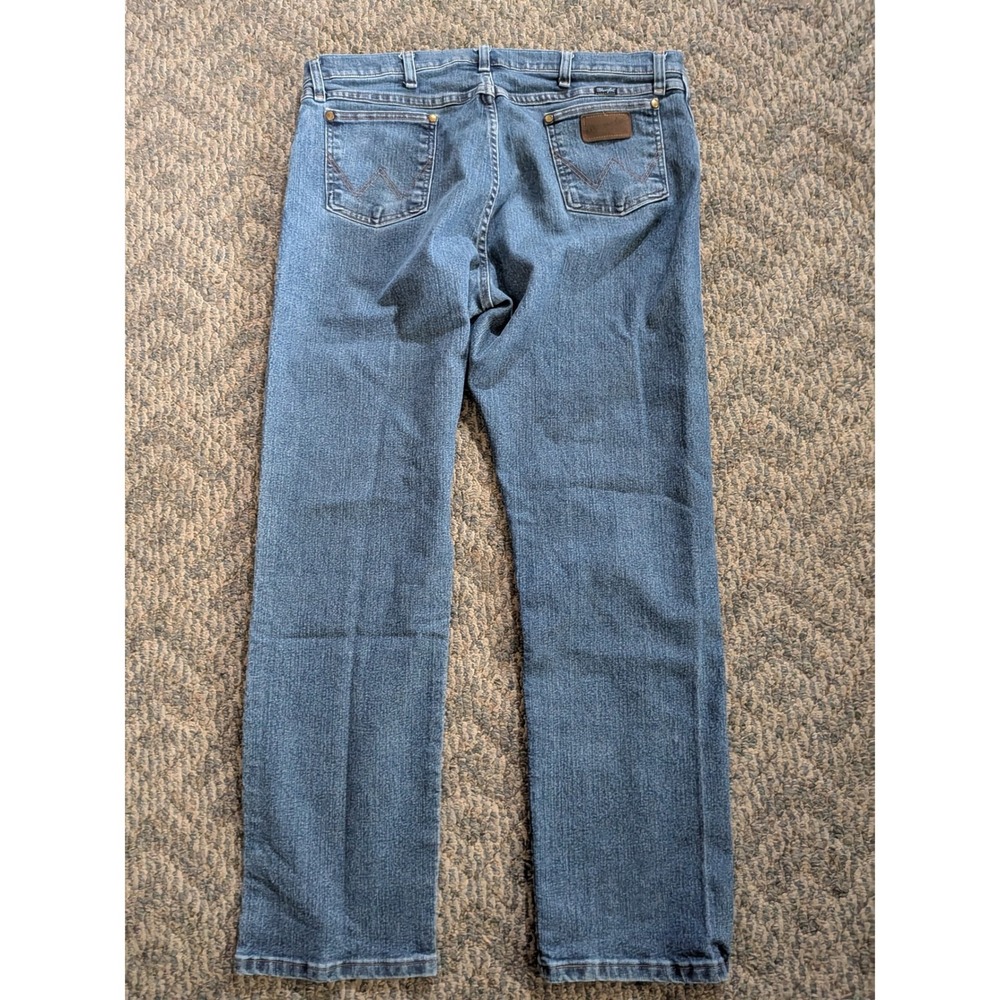 Wrangler Cowboy Cut Slim Fit Jeans Mens 38x30 Medium Wash Blue Denim 936DEN - Picture 5 of 7
